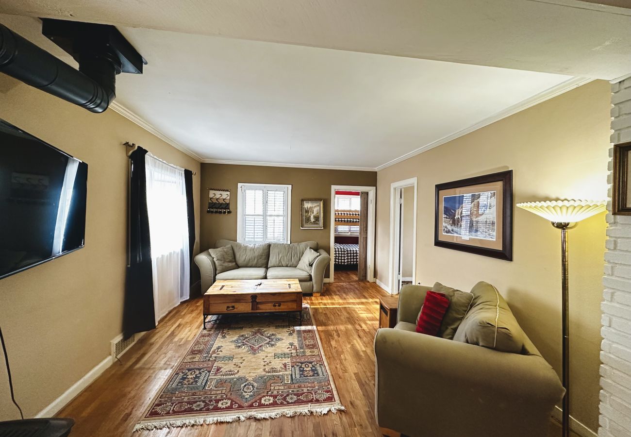 House in Red Lodge - Maverick's Corner