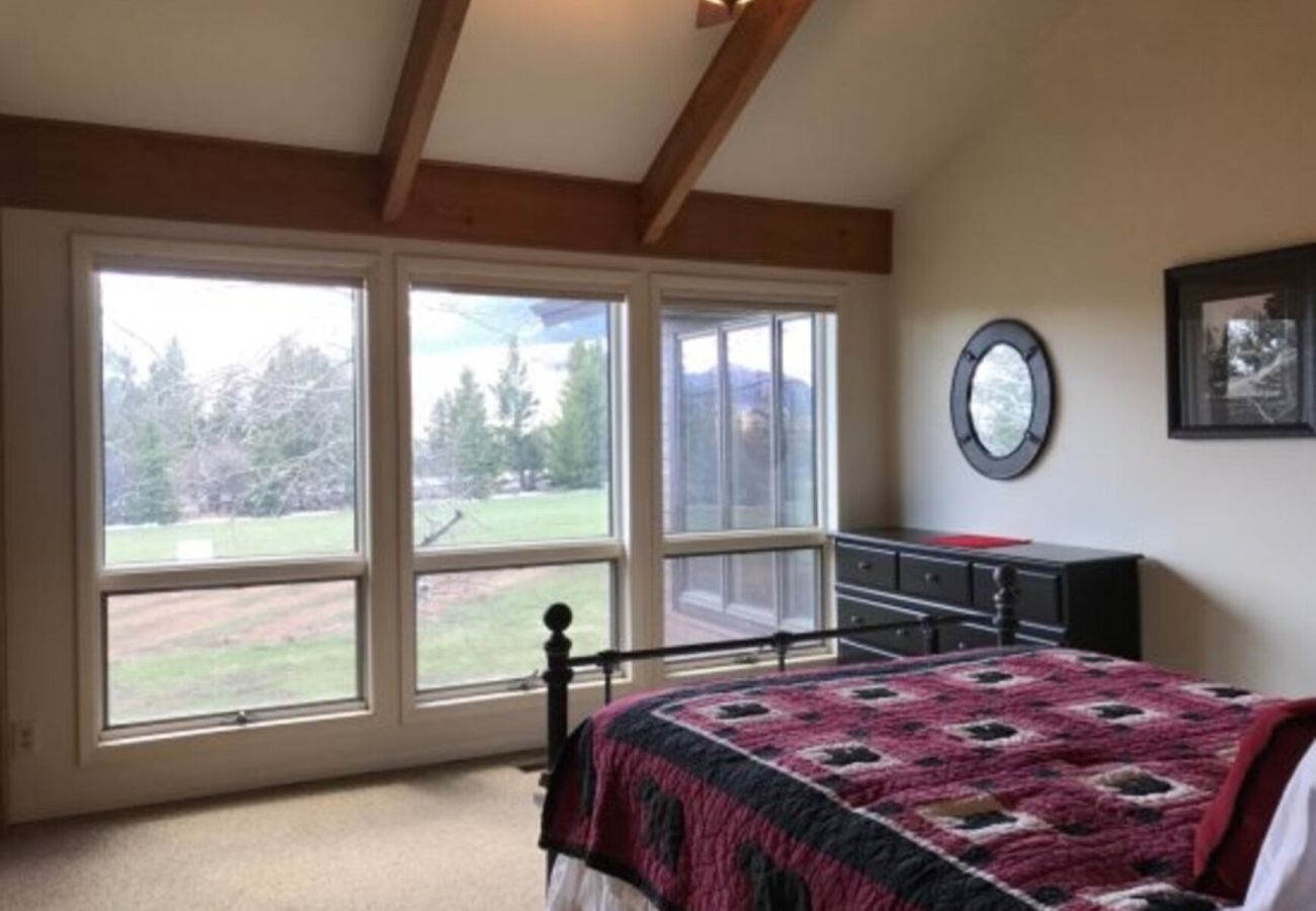 House in Red Lodge - Moose on the Loose