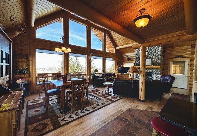 Cabin in Red Lodge - Palisade Pines