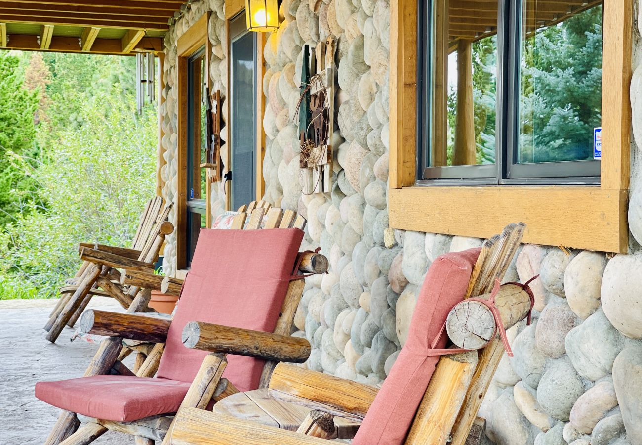 Cabin in Red Lodge - Palisade Pines