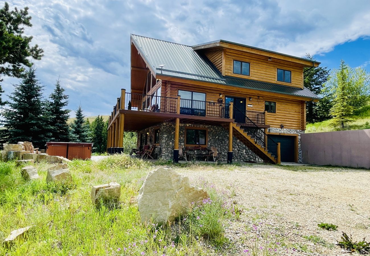 Cabin in Red Lodge - Palisade Pines