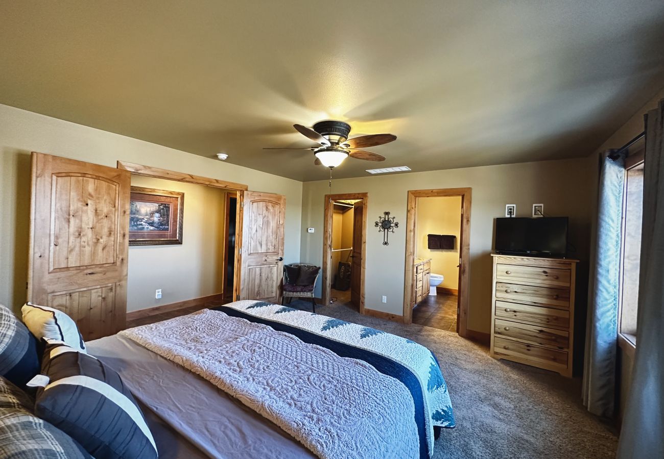 House in Red Lodge - Pine Ridge Paradise